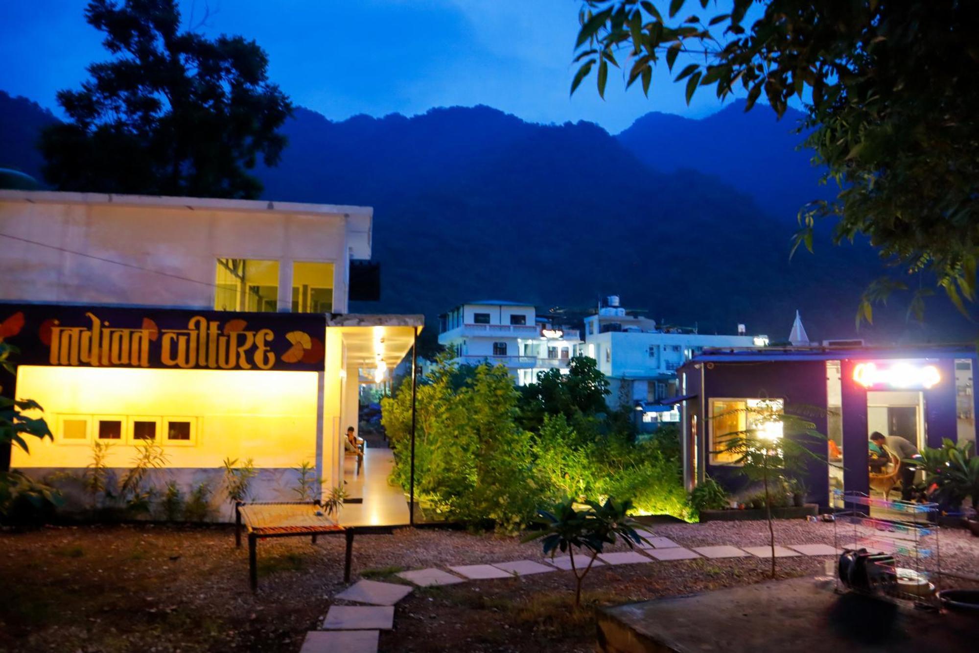 Ostello Indian Culture Rishīkesh Esterno foto